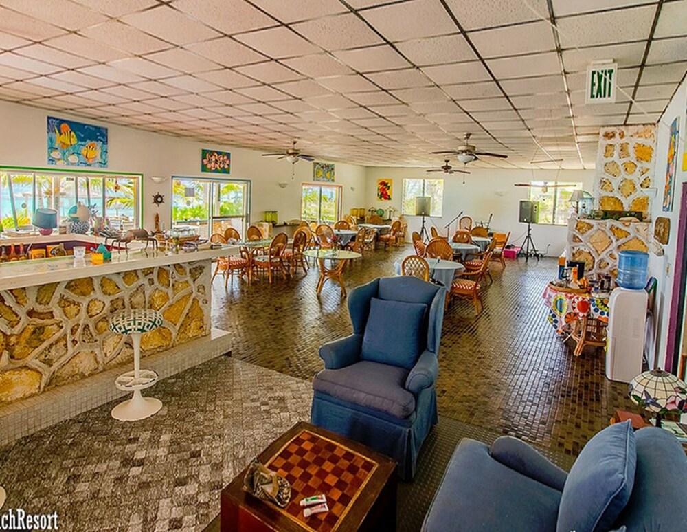 Greenwood Beach Resort Bailey Town  Екстериор снимка
