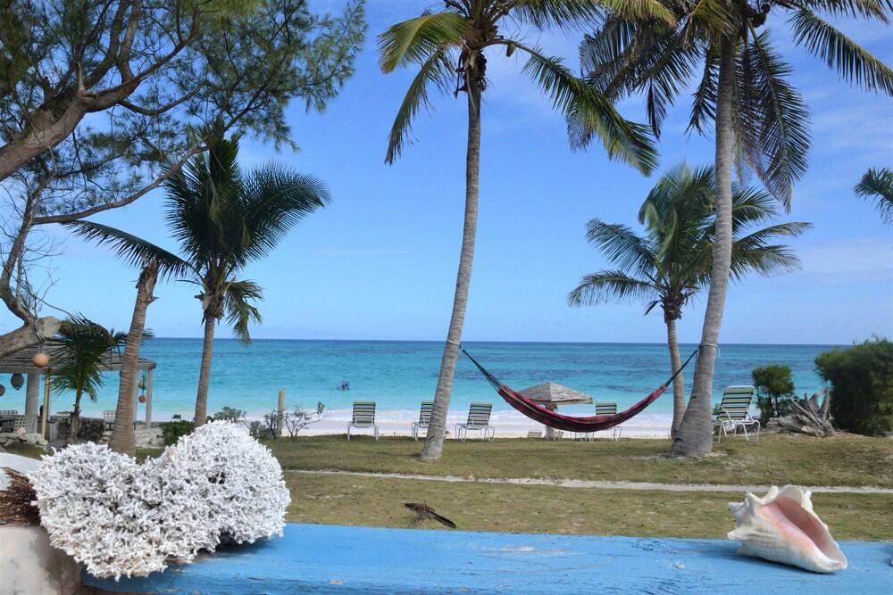 Greenwood Beach Resort Bailey Town  Екстериор снимка